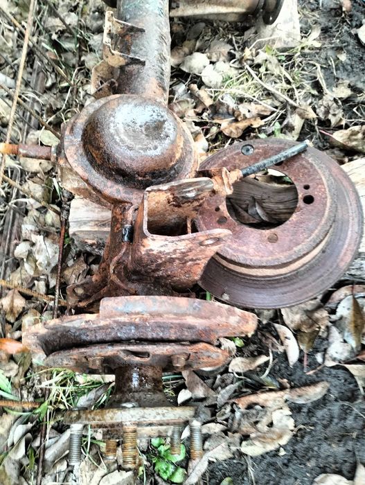 Punte spate Mitsubishi Pajero Pinin