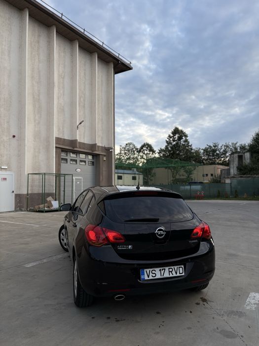 Opel Astra J 1.4 Turbo