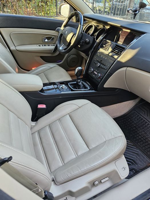 Renault Latitude I. Paris Dci 2011