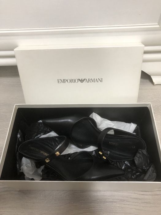 Туфли Emporio Armani, кроссовки AIX