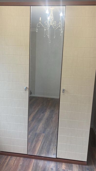 Продам шкаф для одежды 135х220х58