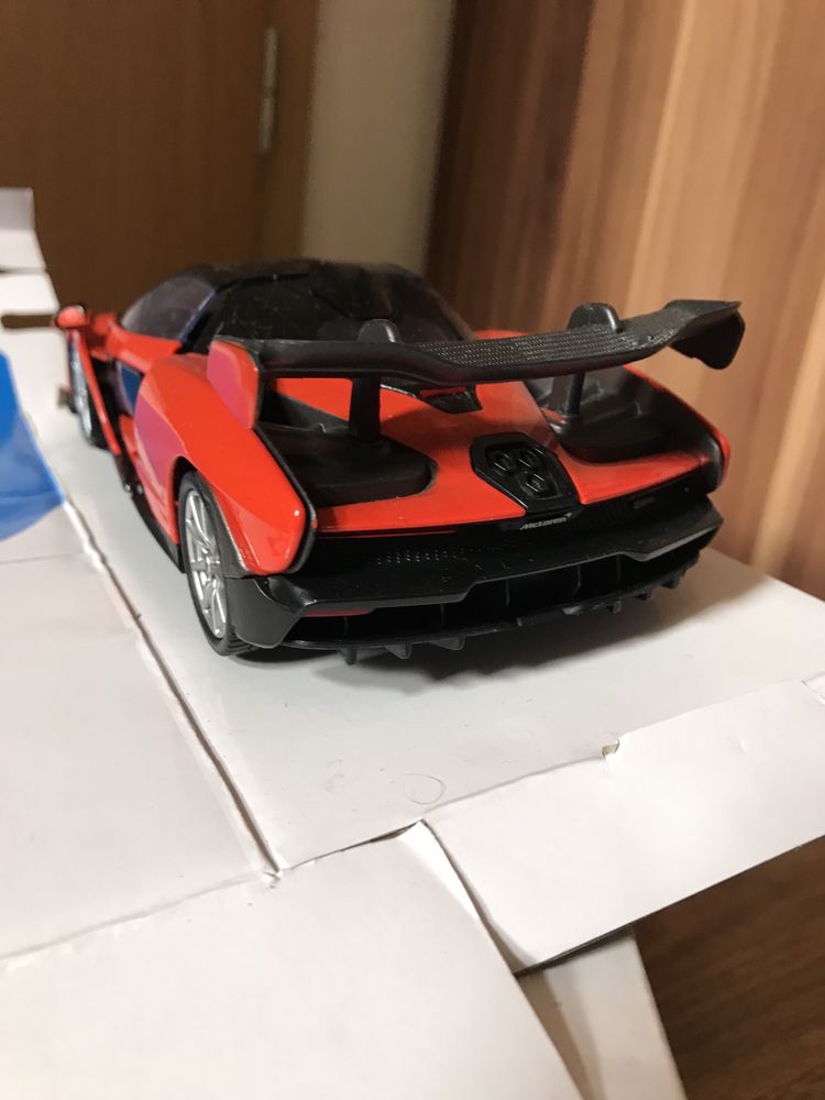 Macheta 1:24 Mclaren, Pagani Huayra