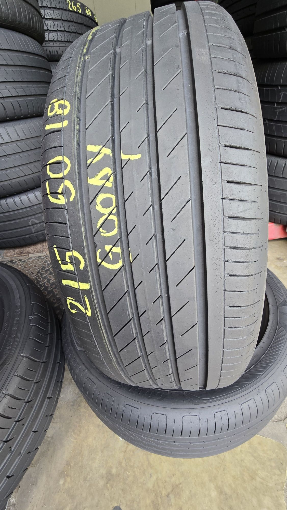 2 anvelope vară Goodyear și 2 Falken 215/50/18