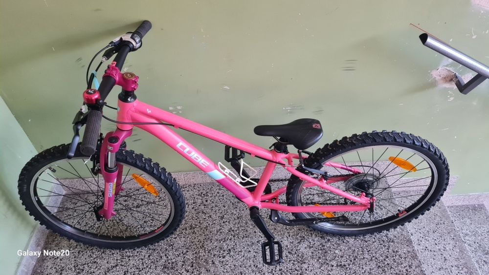 Продавам Cube Acid Race 240 24 цола алуминиев детски велосипед/колело