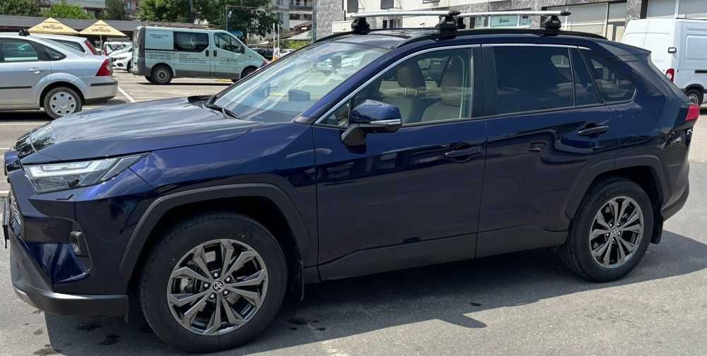 Toyota RAV4 Luxury Hybrid 2024 – AWD (4x4) Full Option Garanție