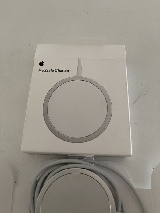 Apple magsafe charger, putin folosit, functional