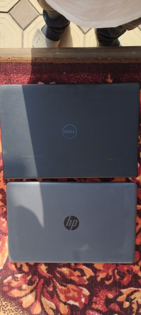 Noutbook dell va Hp