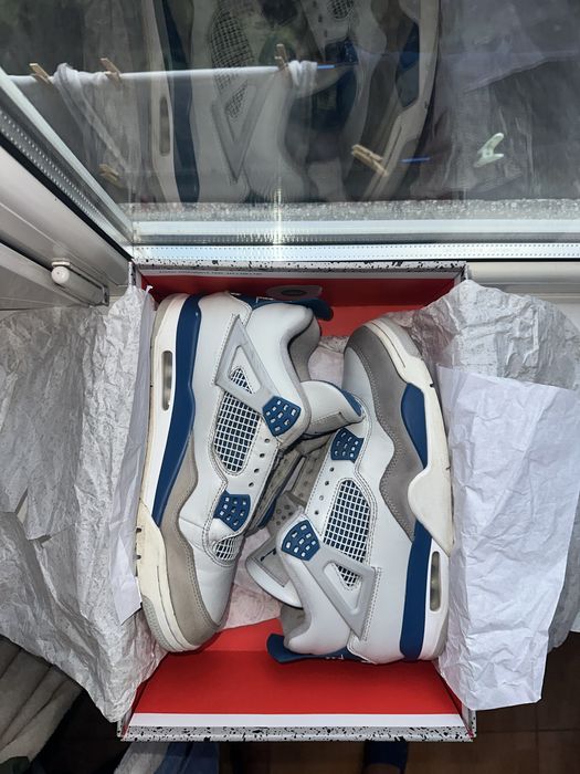 Jordan 4 Military Blue(2024)