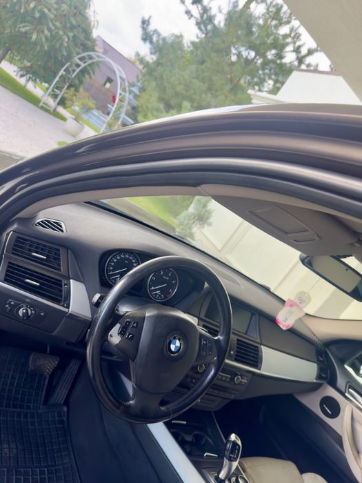 Vând BMW X5 E70 Facelift