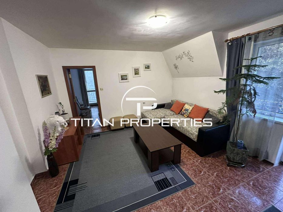 Двустаен апартамент, под наем, Център