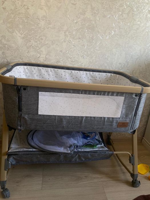 Продаётся Манеж-Кровать
