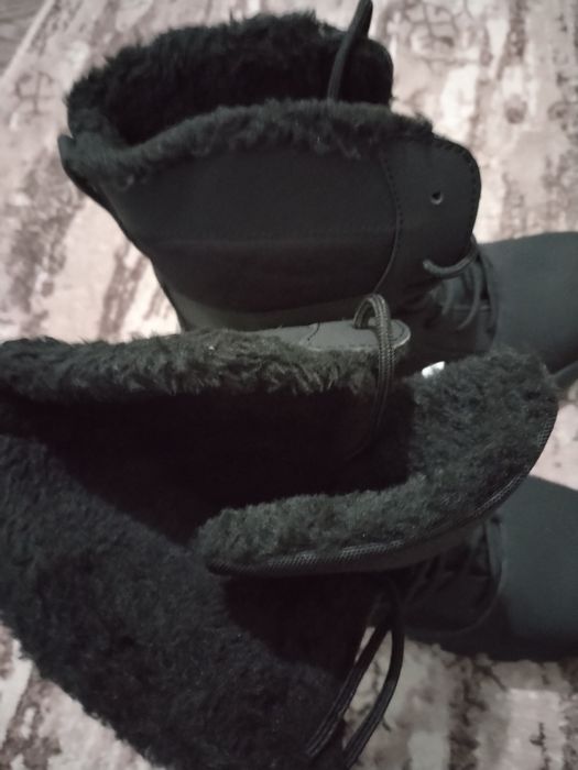 Тактически подплатени зимни кубинки. ТОП цена 70лв.