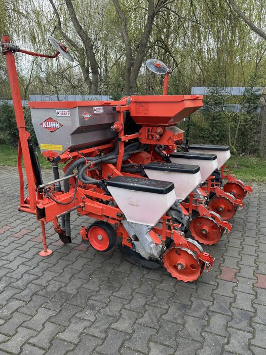 Semanatoare  porumb cu fertilizare  Kuhn