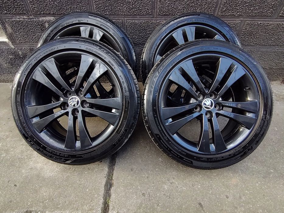 Vând Set Jante Aliaj 5x100 + Cauciucuri 205/50/17 Aproape NOI Fabia