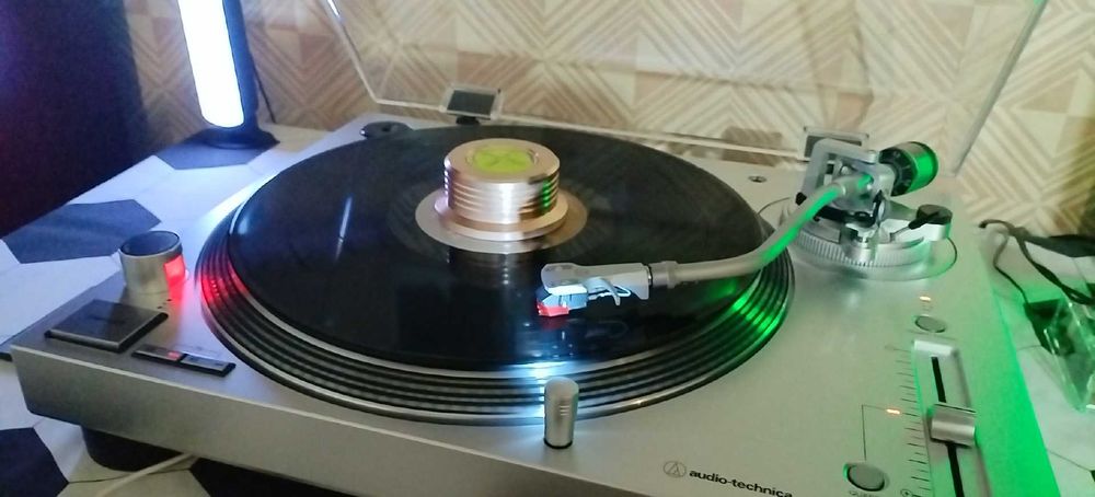 Грамофон Audio-Technica AT-LP120XUSB - сребрист