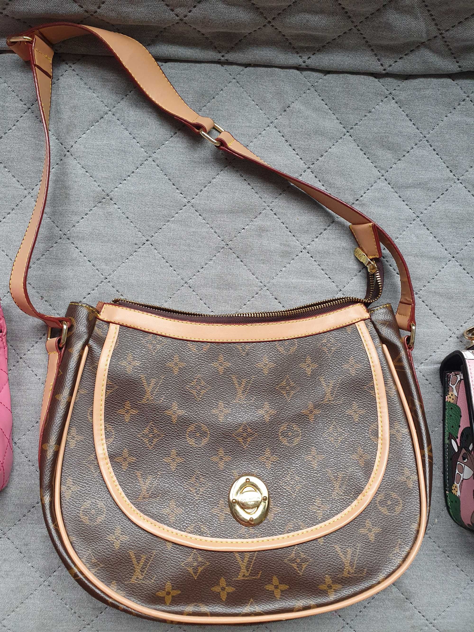 Чанти Chanel, Furla, Louis Vuitton