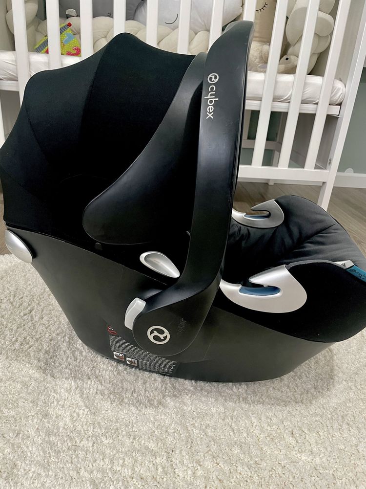 Cybex Platinium Aton Q