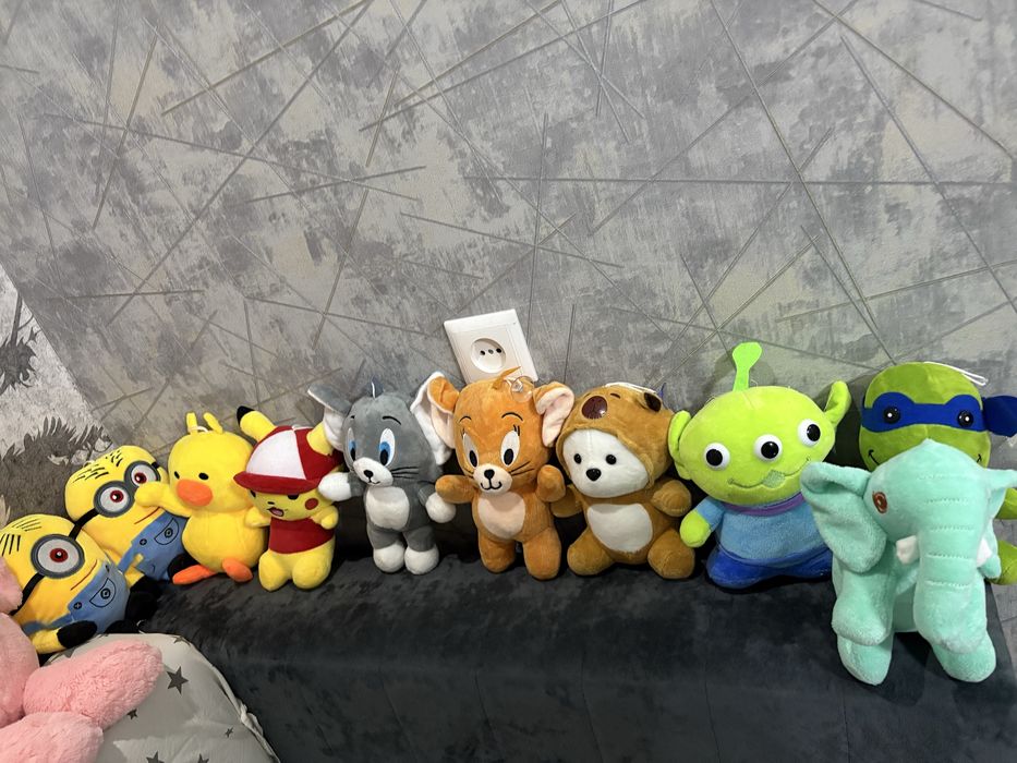 Продам маленькие игрушки по 500 тг