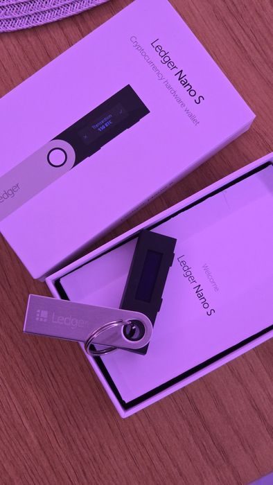 Ledger nano s portofel criptomonede -  Bitcoin