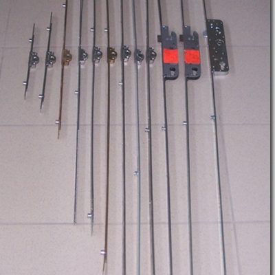 Maner usa aluminiu X502 alb si negru - Magazin accesorii aluminiu/pvc