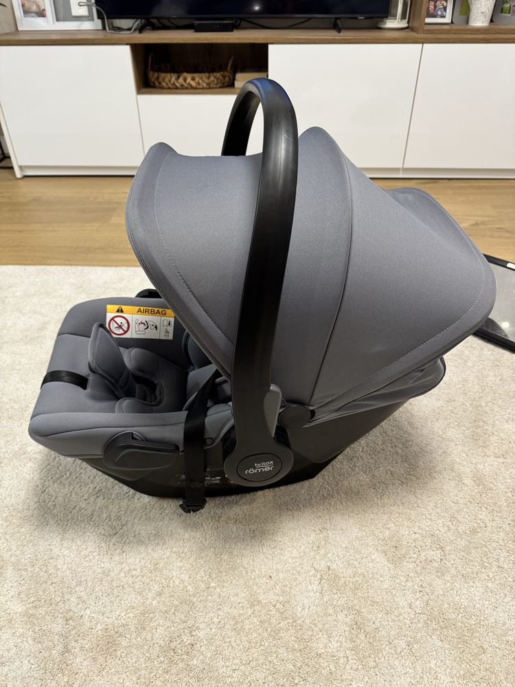 Britax Römer Baby Safe Core - кош за кола от 0-12 месеца