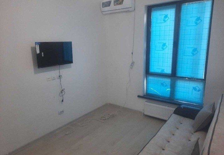 Srochna 1 Xonali Kvartira Ijaraga Topshiriladi. Kadishiva bozor oldida