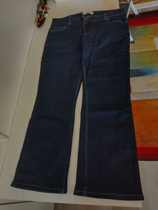 НОВИ Дамски дънки NEXT, размер UK 18, модел bootcut, тъмно син