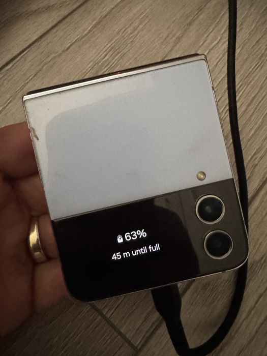 Telefon Samsung Z Flip 4 spart pt piese