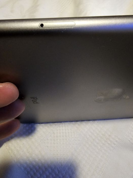 Tableta Apple Ipad mini 2 cu Sim 32Gb perfect funcțională
