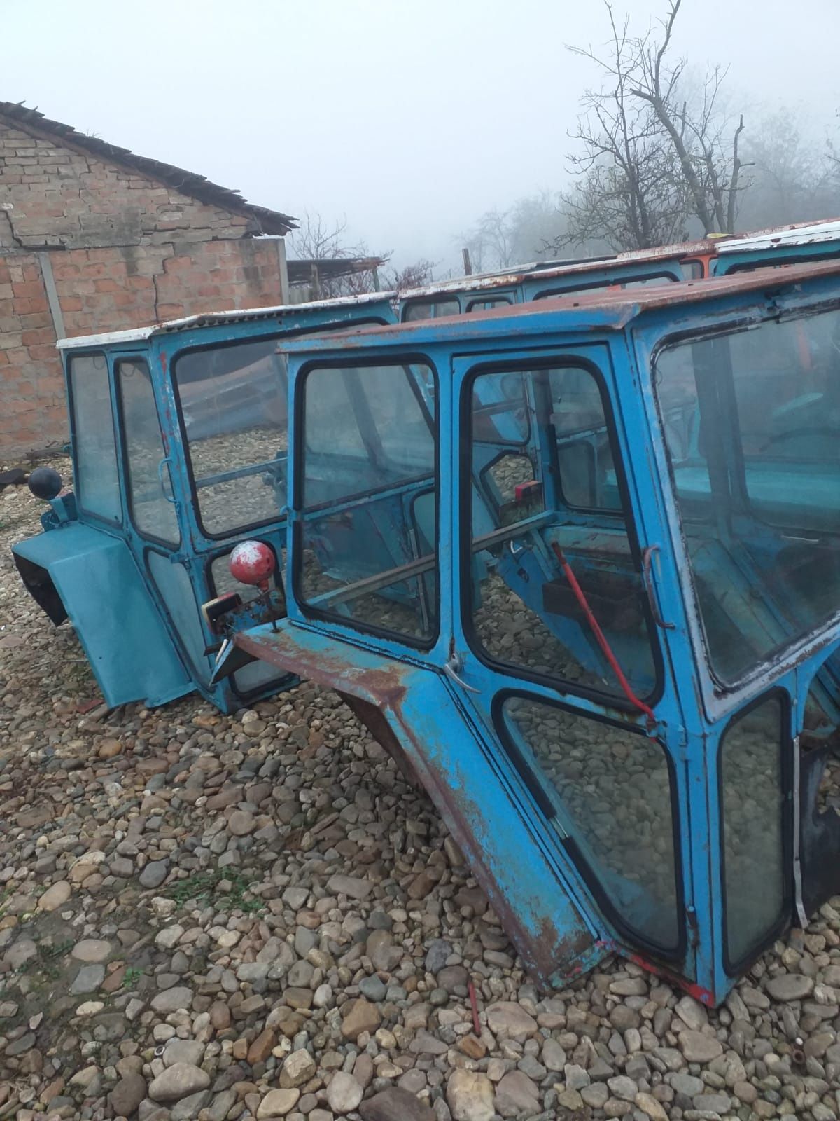 Vând Cabine de tractor