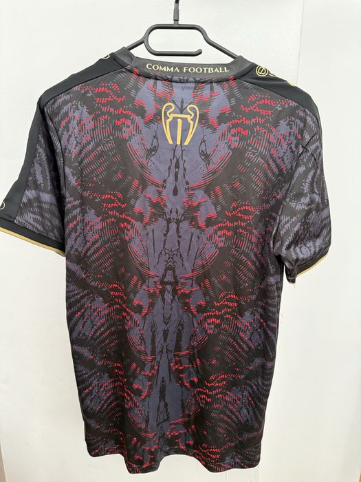 Висококачествени футболни тениски