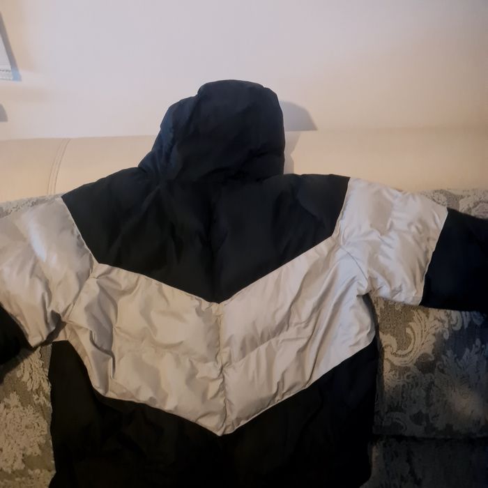Детско яке марка NIKE размер XL