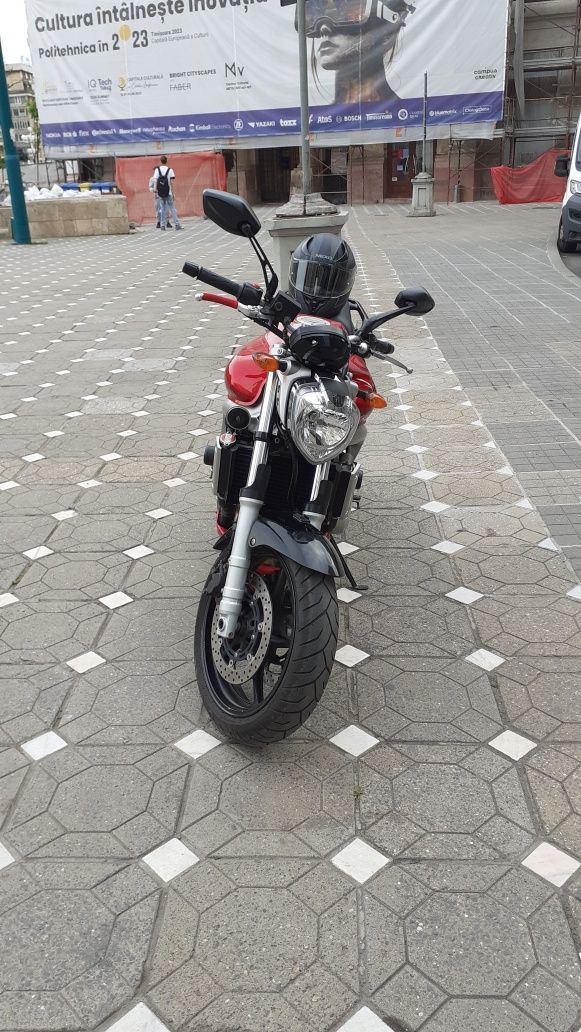 Vând Yamaha FZ6-N