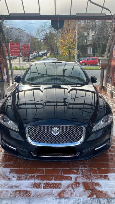 Jaguar XJ - 2011