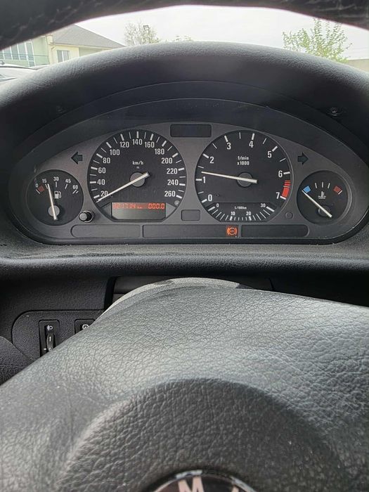 BMW 320 I в перфектно състояние