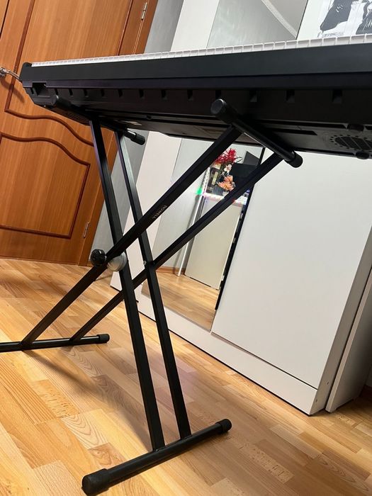 Продам цифровое пианино yamaha