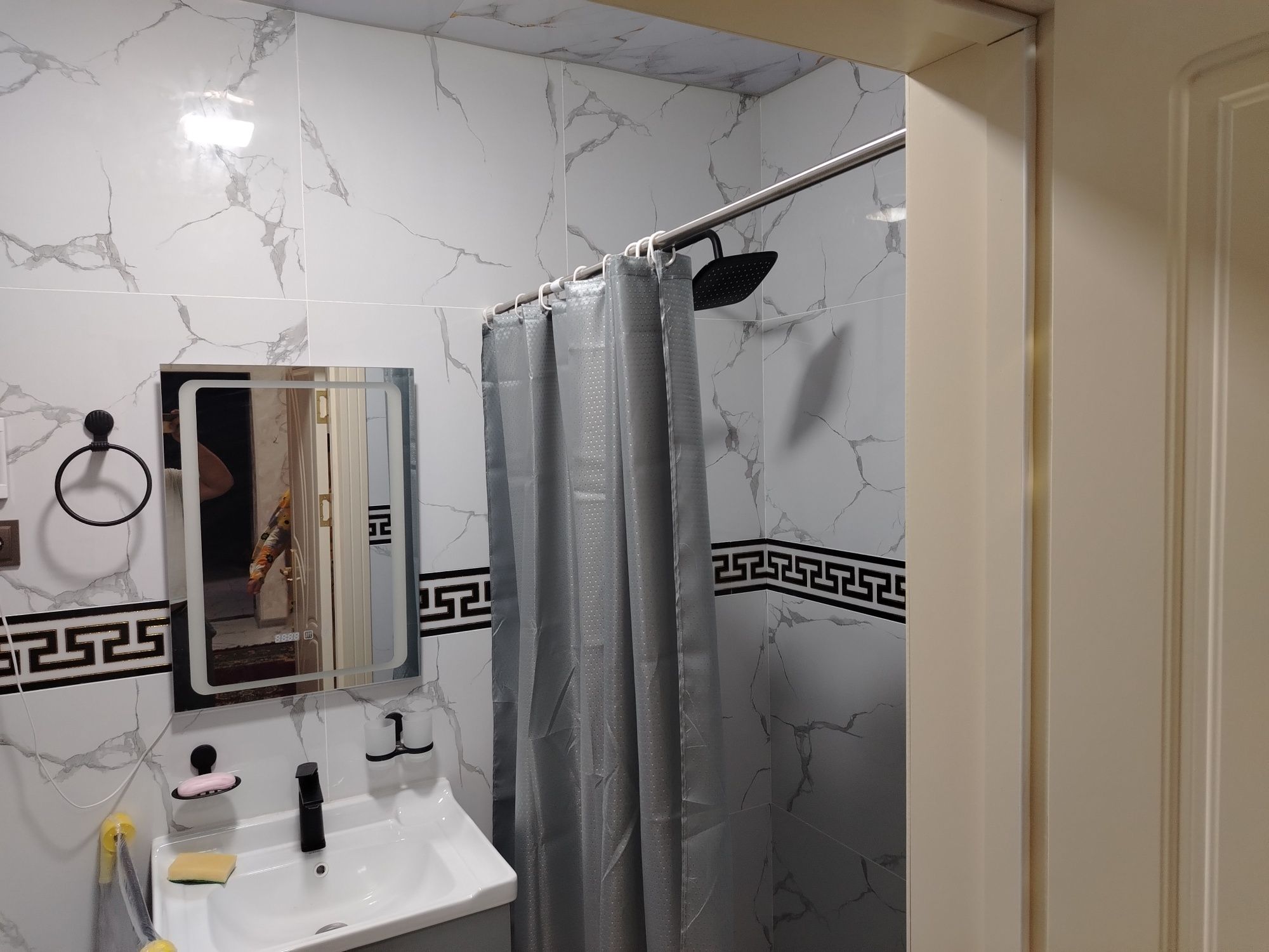 Сдаётся в аренду 2-х комнатная (For rent 2-room apartment)