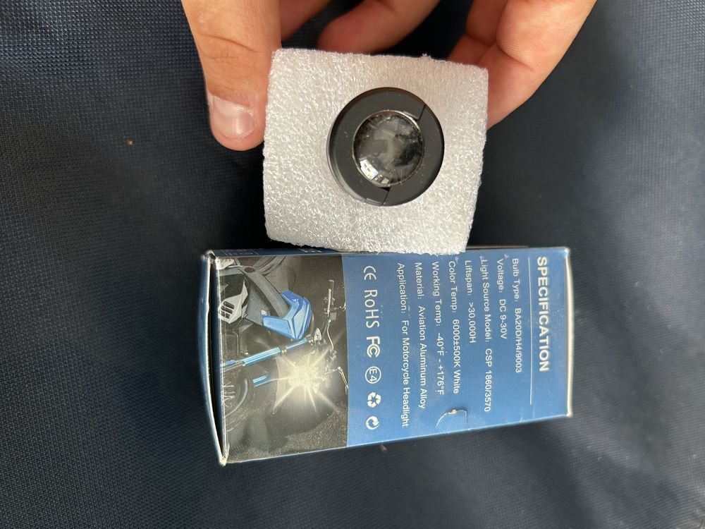 LED крушка H4 за мотор