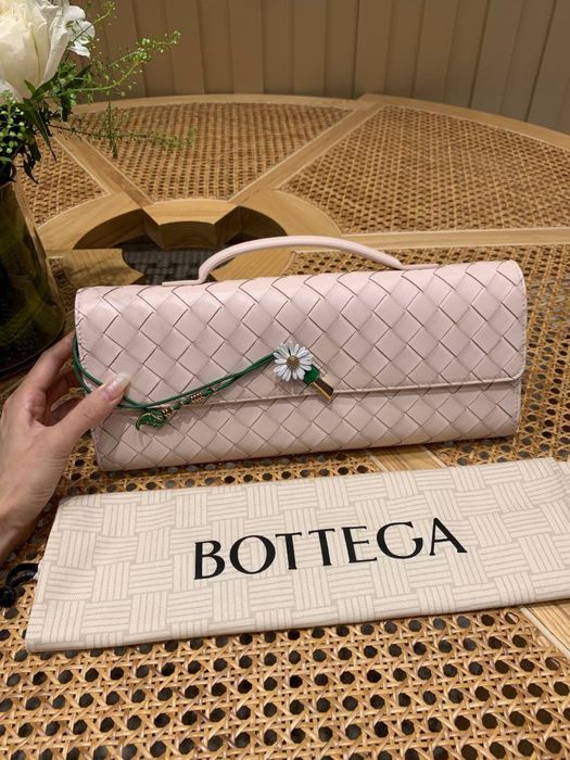 Geanta Bottega Veneta Clutch
