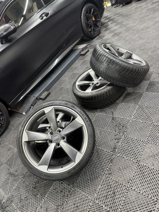 Jante 19"  5x112  8.5J  ET20  255/35/19 M+S