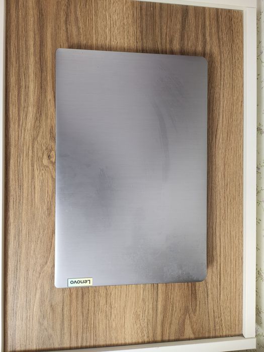 Продам ноутбук Lenovo IdeaPad 3