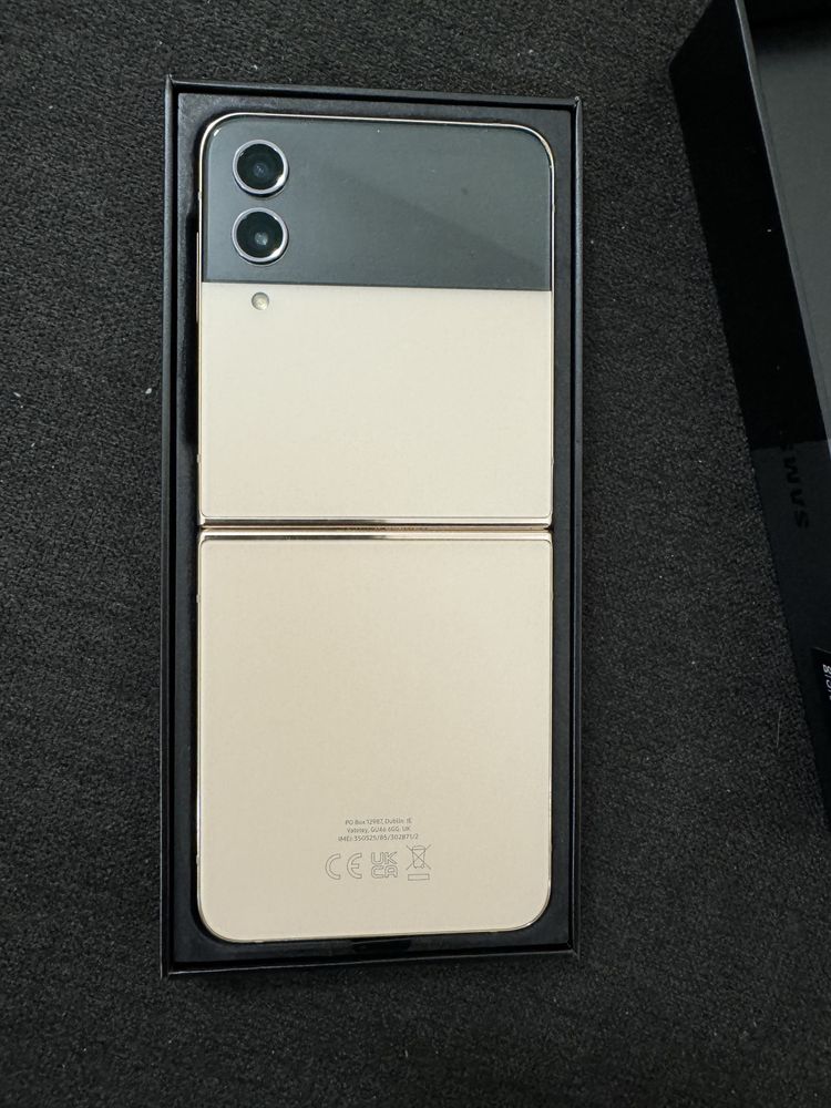 Samsung Galaxy Z Fold4