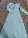 Rochie albastra deschis cu fulghi pe umeri