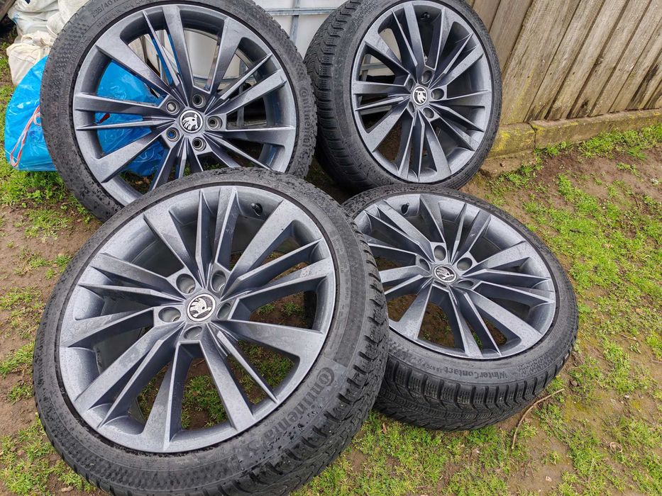 Jante Originale Skoda r19 Superb Continental 235/40 R19 iarna
