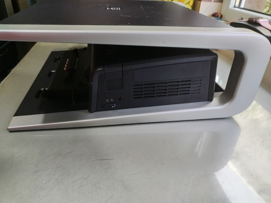 Statie replicator Dell cu suport stivuire diverse dimensiuni și hard d