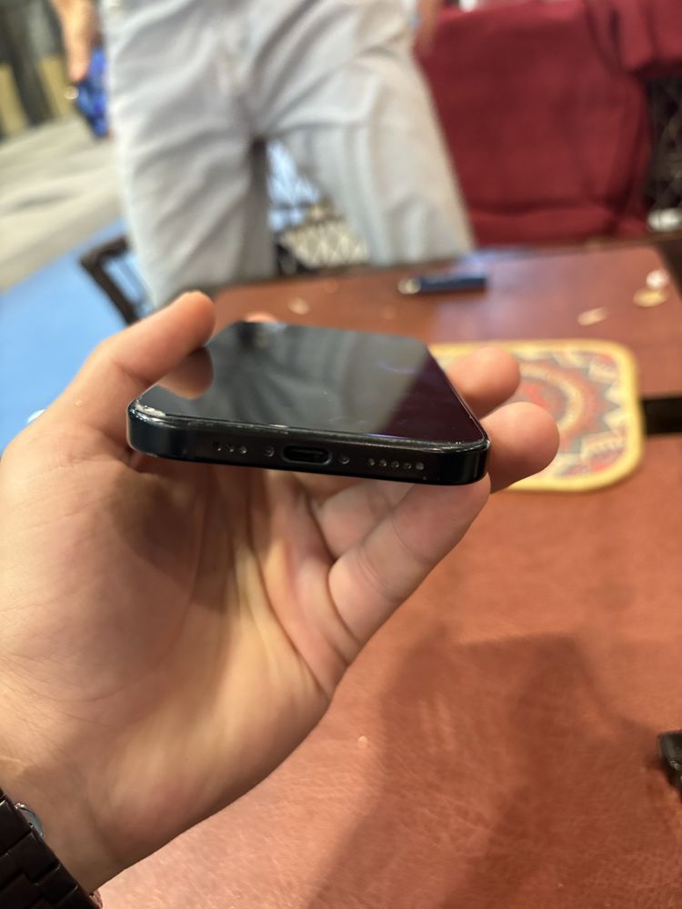 iphone 15 naxt bez variant 450$ e/sim
