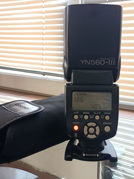 Bliț / flash Yongnuo YN-560 III