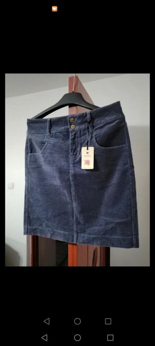 Fustă din material reiat mărimea 40