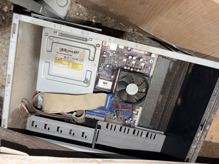 Компютерные кейсы на запчасти