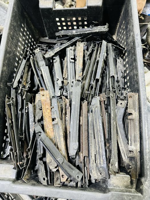 Салазкий на бампер мерседес бу запчасть авторазбор мерседес